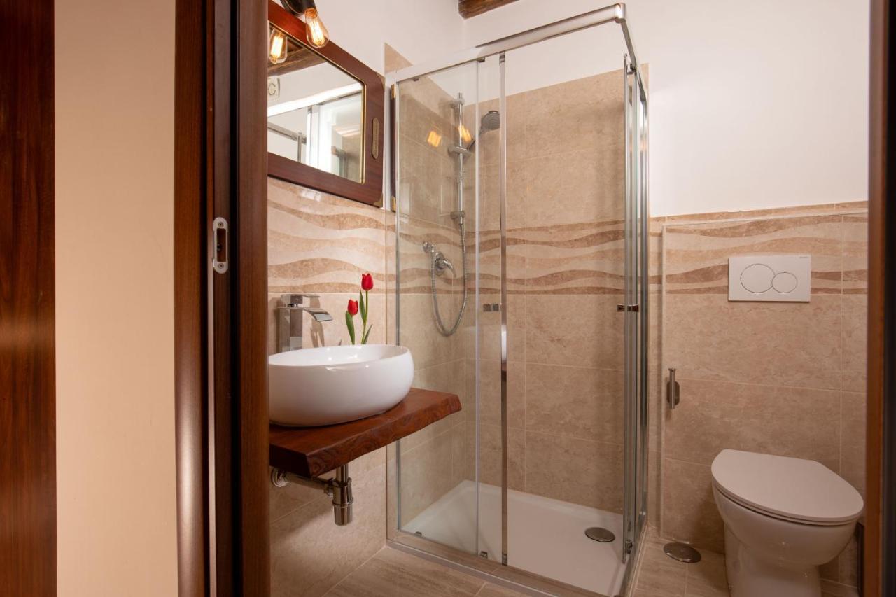 Residenza Nobile Laurina Hotel Rome Luaran gambar